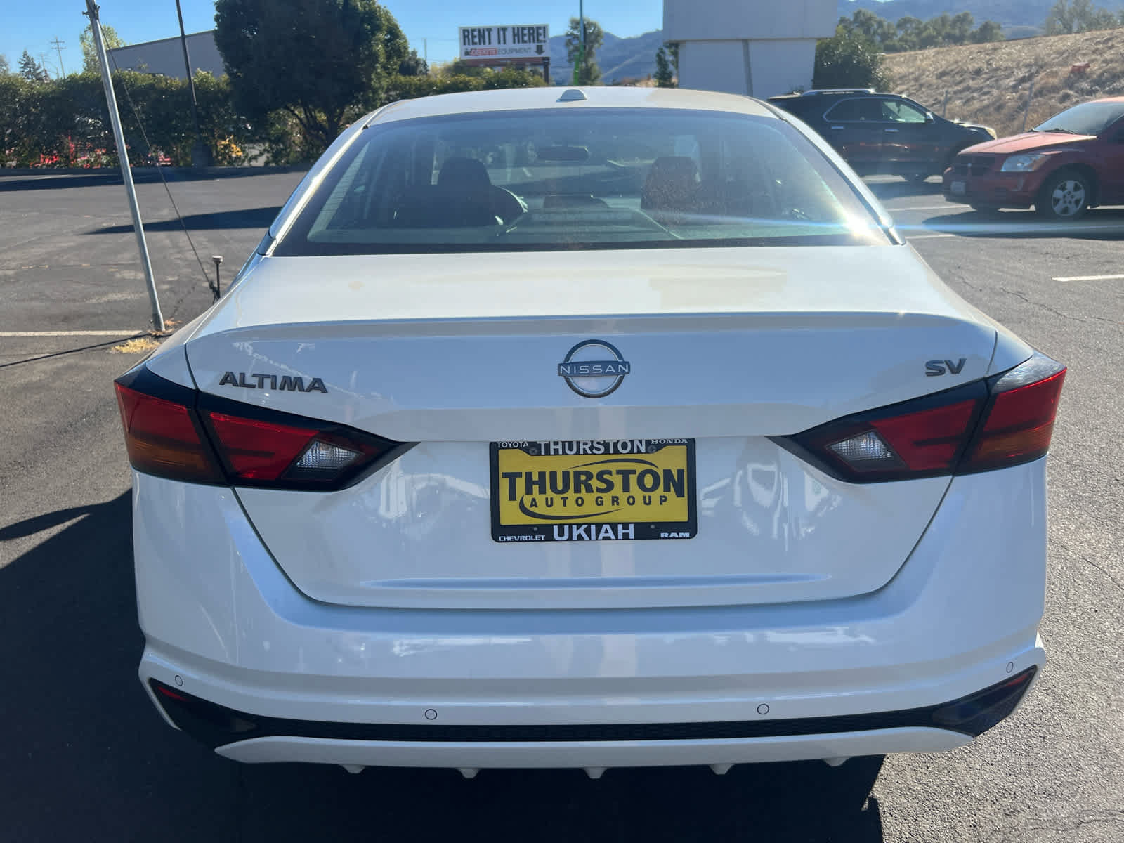 Used 2024 Nissan Altima 2.5 SV FWD image 9