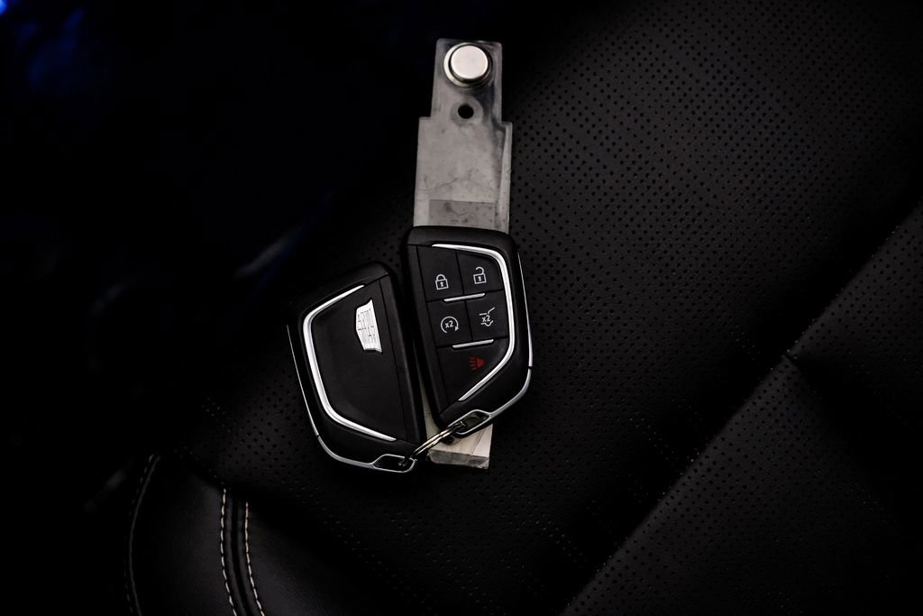 Used 2024 Cadillac Lyriq Luxury w/ LPO, Floor Liner Package image 60