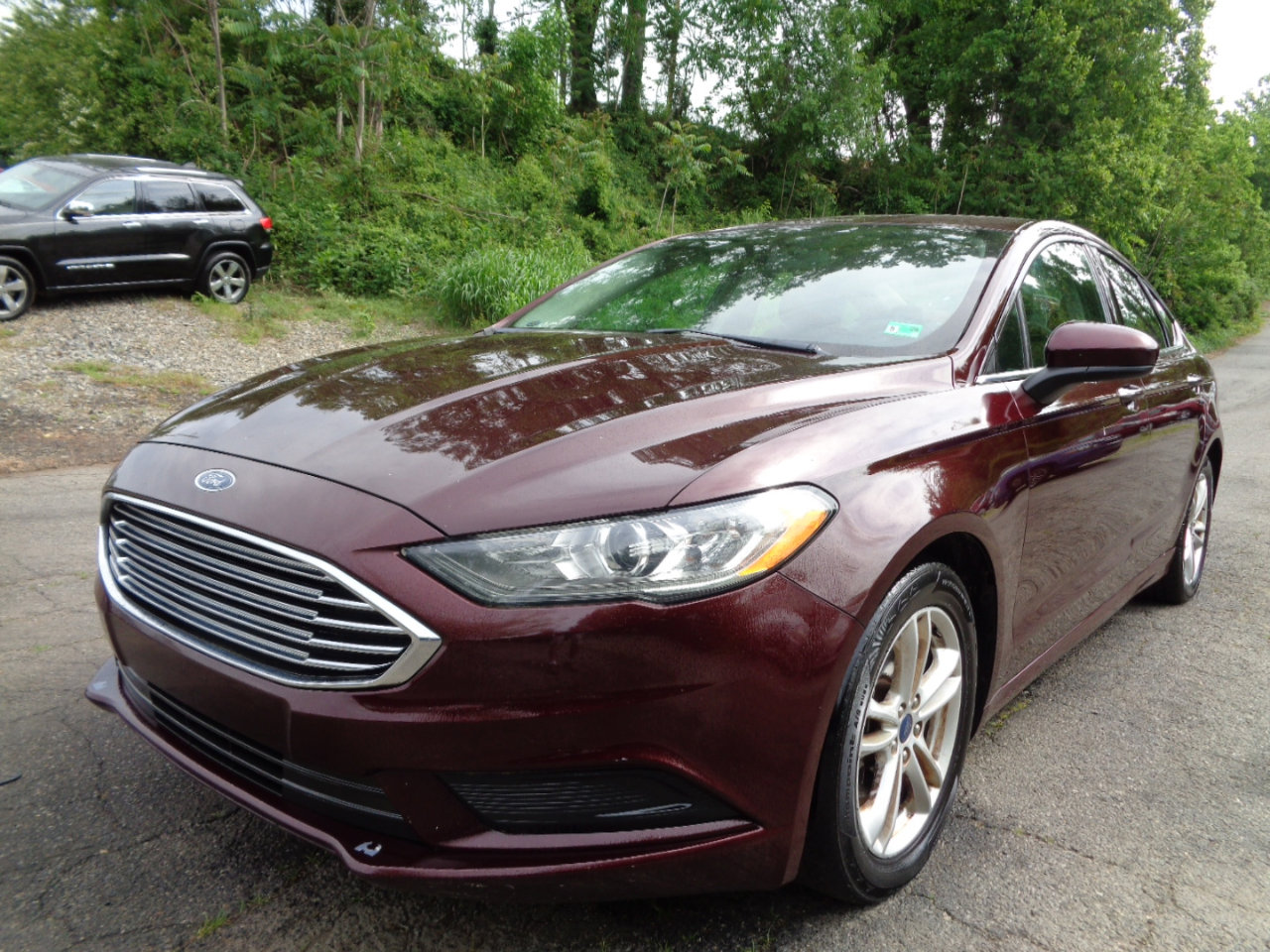 Used 2018 Ford Fusion SE w/ Fusion SE Technology Package image 1