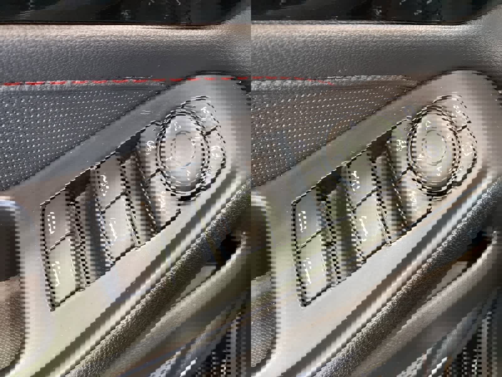 Used 2022 Chevrolet Traverse RS w/ LPO, Floor Liner Package image 16