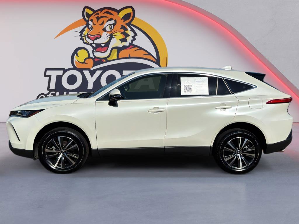 Used 2022 Toyota Venza LE image 8