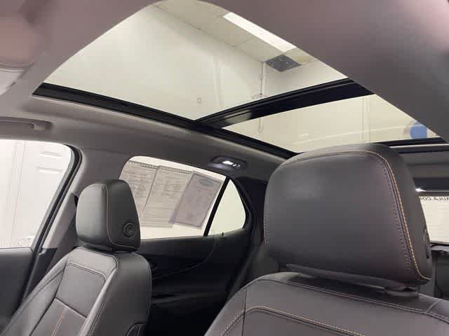 Used 2023 Chevrolet Equinox Premier AWD/4WD image 7