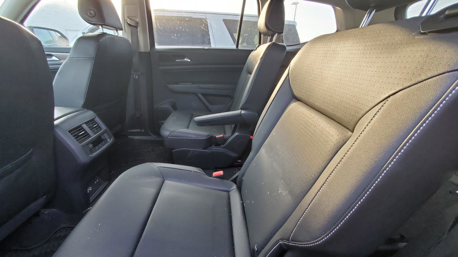 Used 2021 Volkswagen Atlas SE w/ Panoramic Sunroof Package image 5