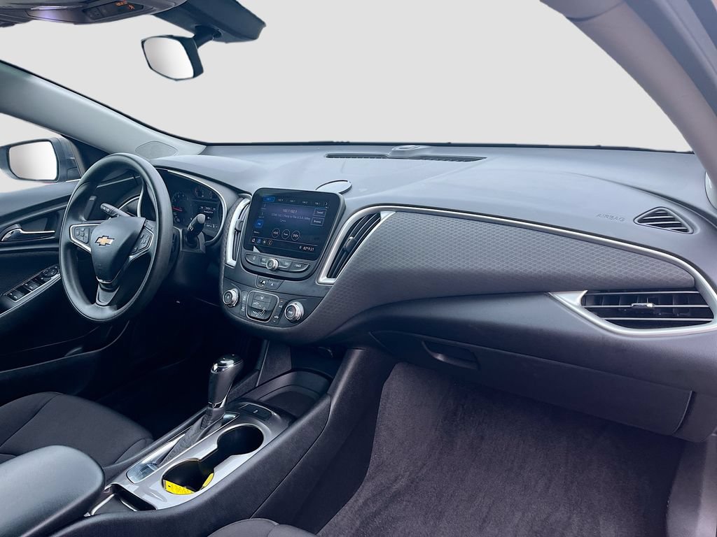 Used 2020 Chevrolet Malibu LS FWD image 26