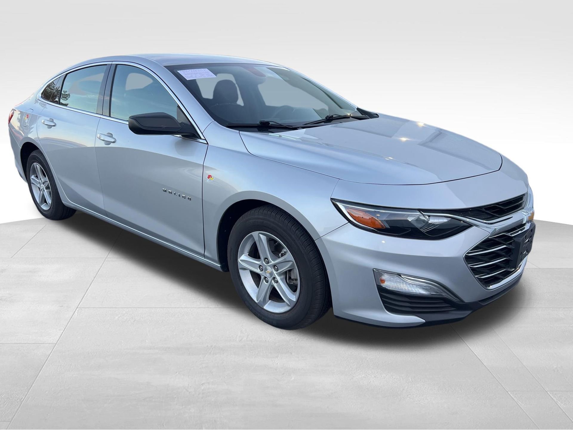 Used 2022 Chevrolet Malibu LS image 3