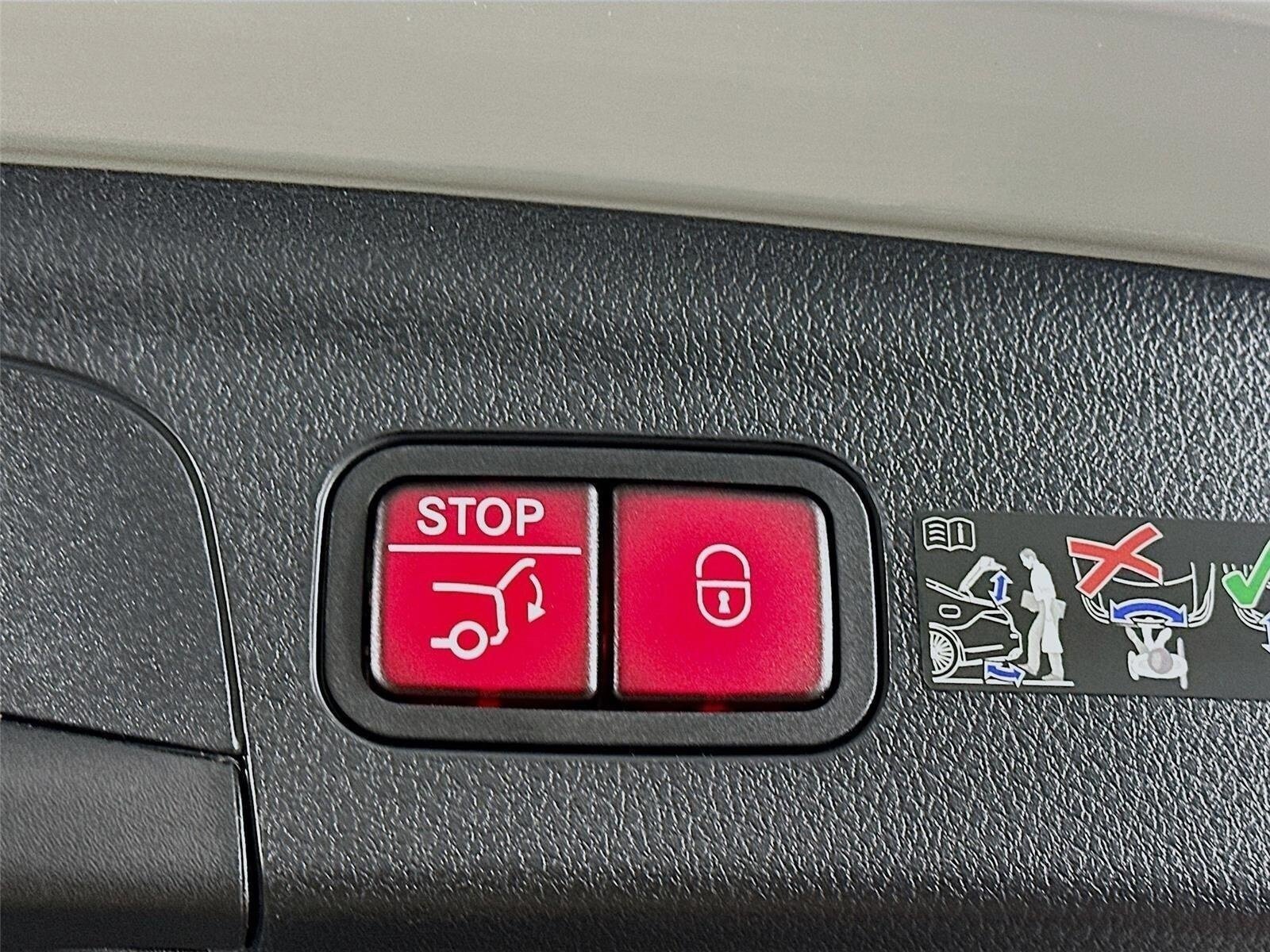 Certified 2026 Mercedes-Benz GLE 350 4MATIC image 33