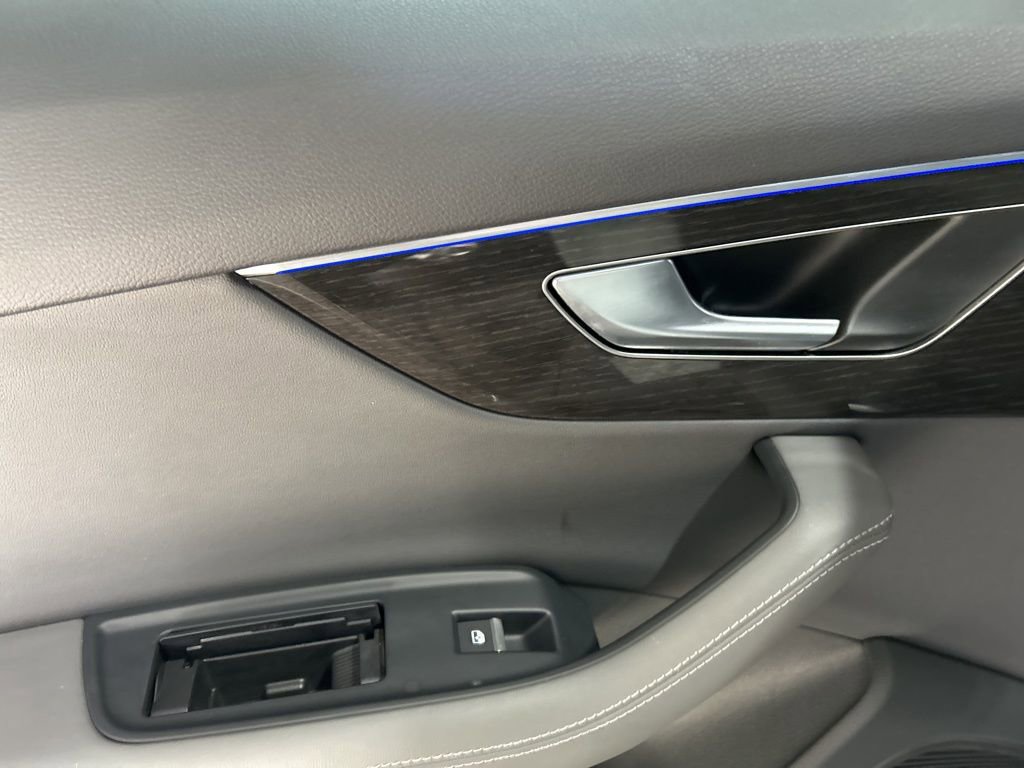 Used 2025 Audi Q7 3.0T Premium Plus image 20