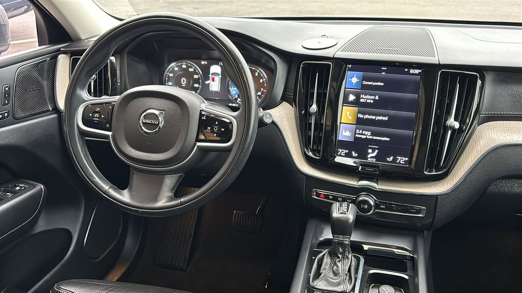 Used 2021 Volvo XC60 T5 Inscription w/ Climate Package image 7