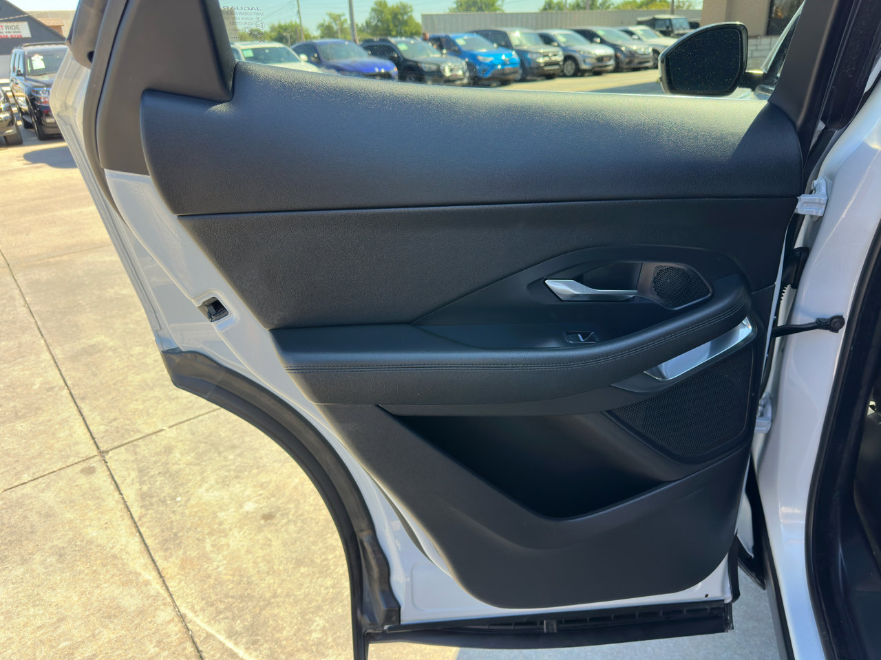 Used 2018 Jaguar E-PACE S image 28