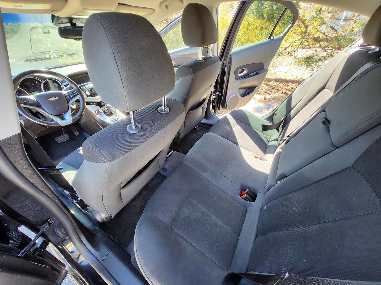 Used 2011 Chevrolet Cruze LT FWD image 20