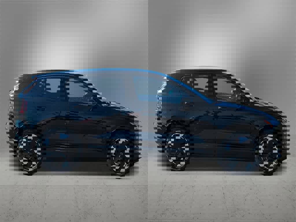 New 2025 Volvo EX30 Plus w/ Protection Package Premier image 7