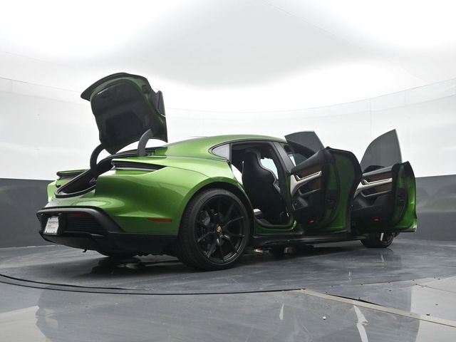 Certified 2022 Porsche Taycan GTS image 28