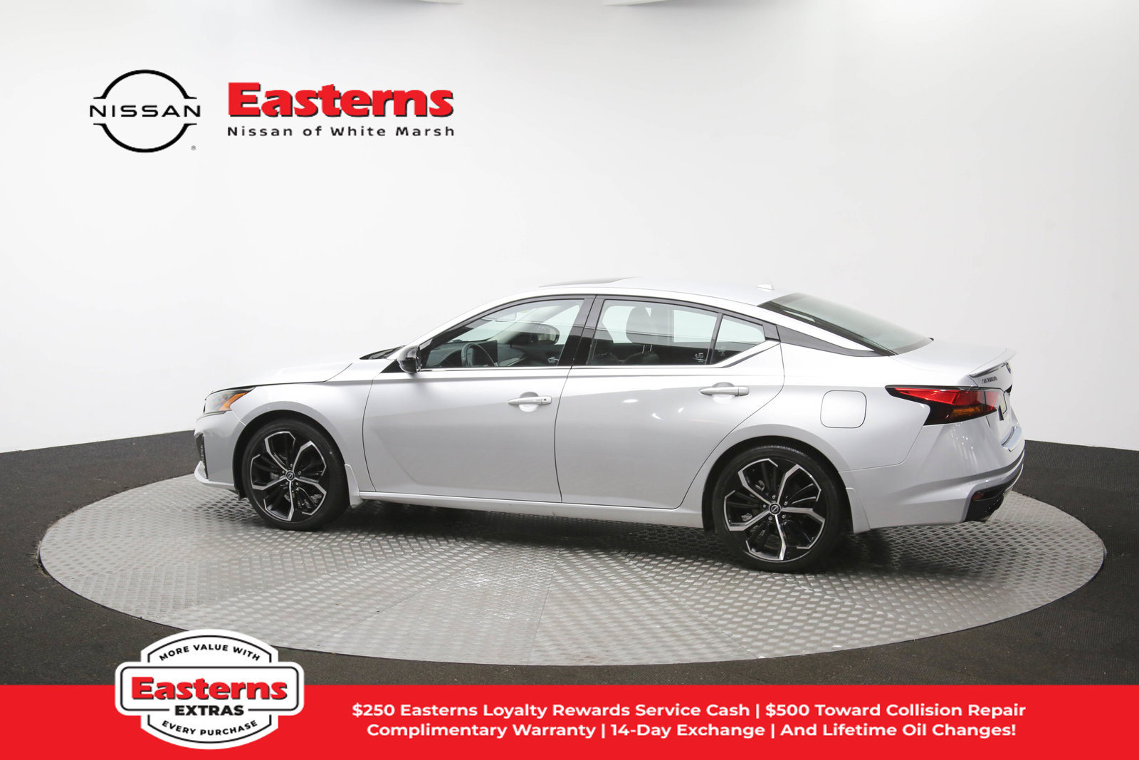 Used 2023 Nissan Altima 2.5 SR w/ SR Premium Package FWD image 60