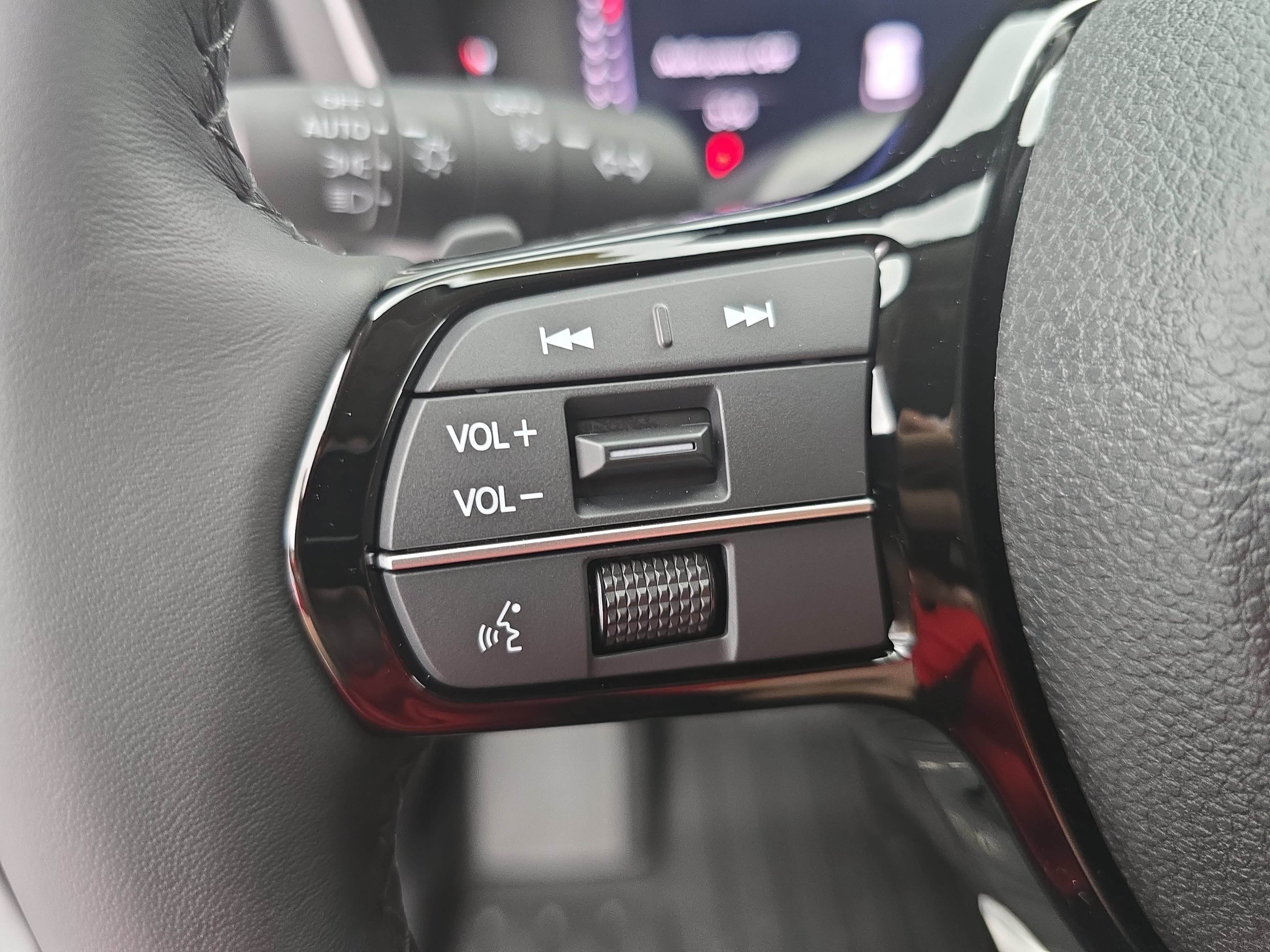 New 2026 Honda Pilot Touring image 17
