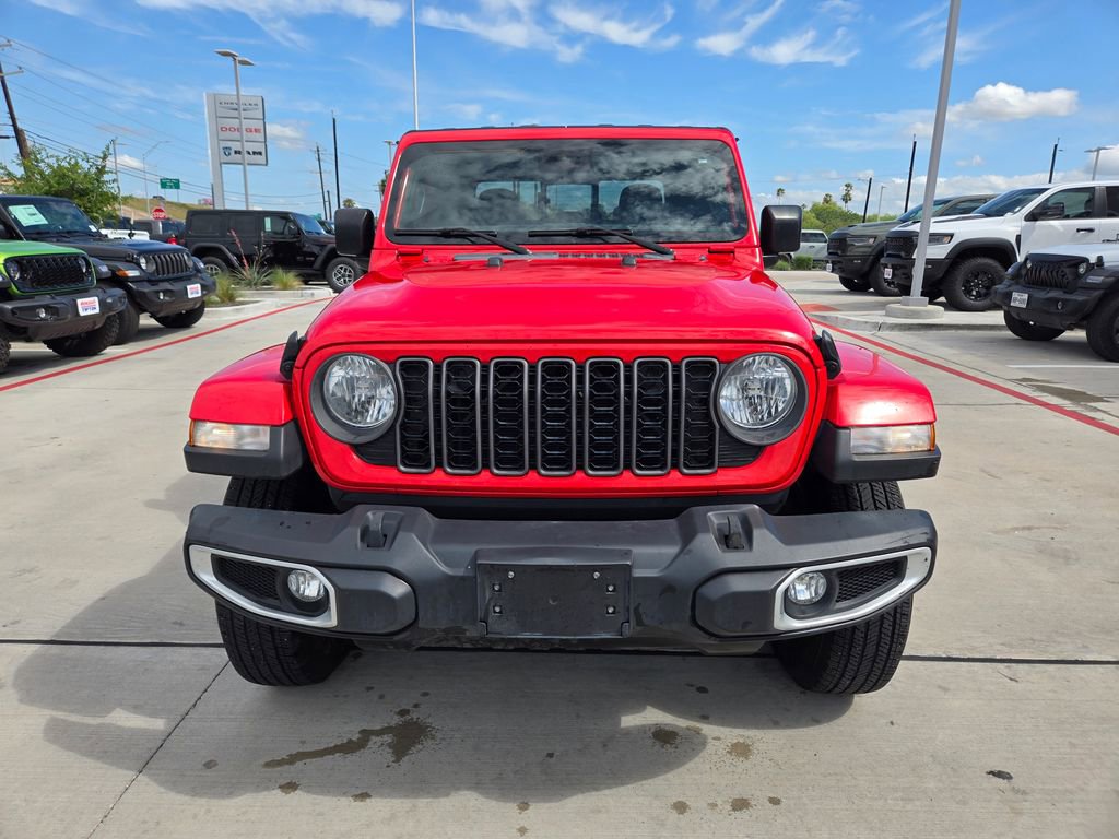 Used 2024 Jeep Gladiator Sport AWD/4WD image 8