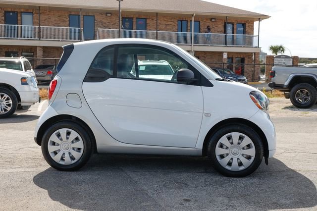Used 2016 smart fortwo Prime image 16