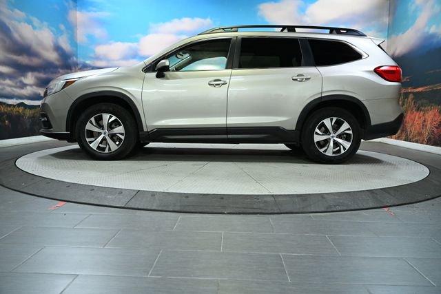 Used 2019 Subaru Ascent Premium w/ Popular Package #3 AWD/4WD image 4