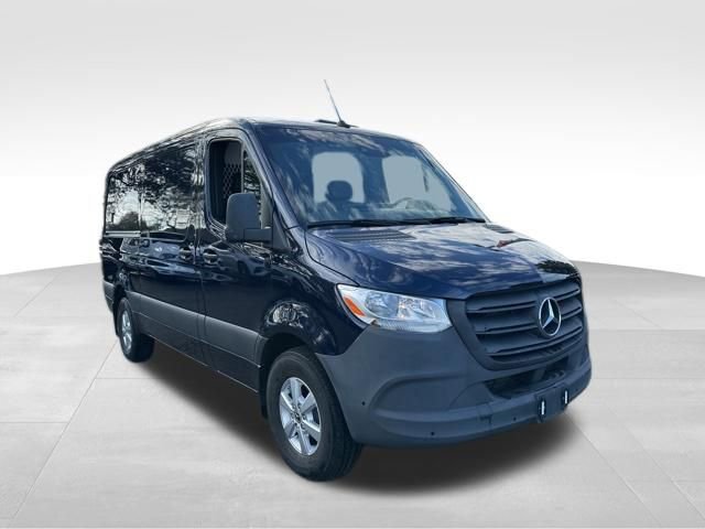 Used 2023 Mercedes-Benz Sprinter 144 Cargo image 8
