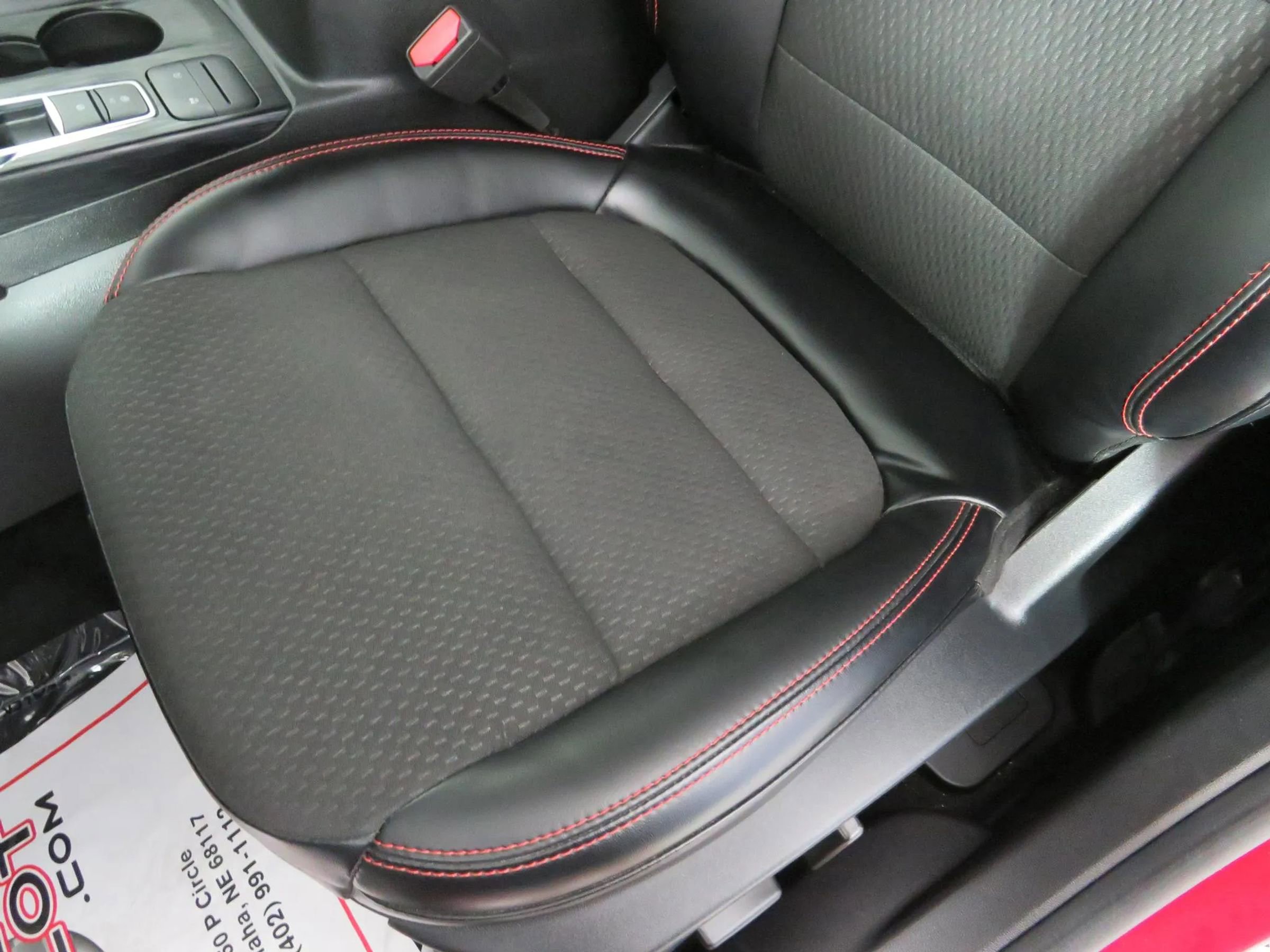 Used 2024 Ford Escape ST-Line FWD image 34