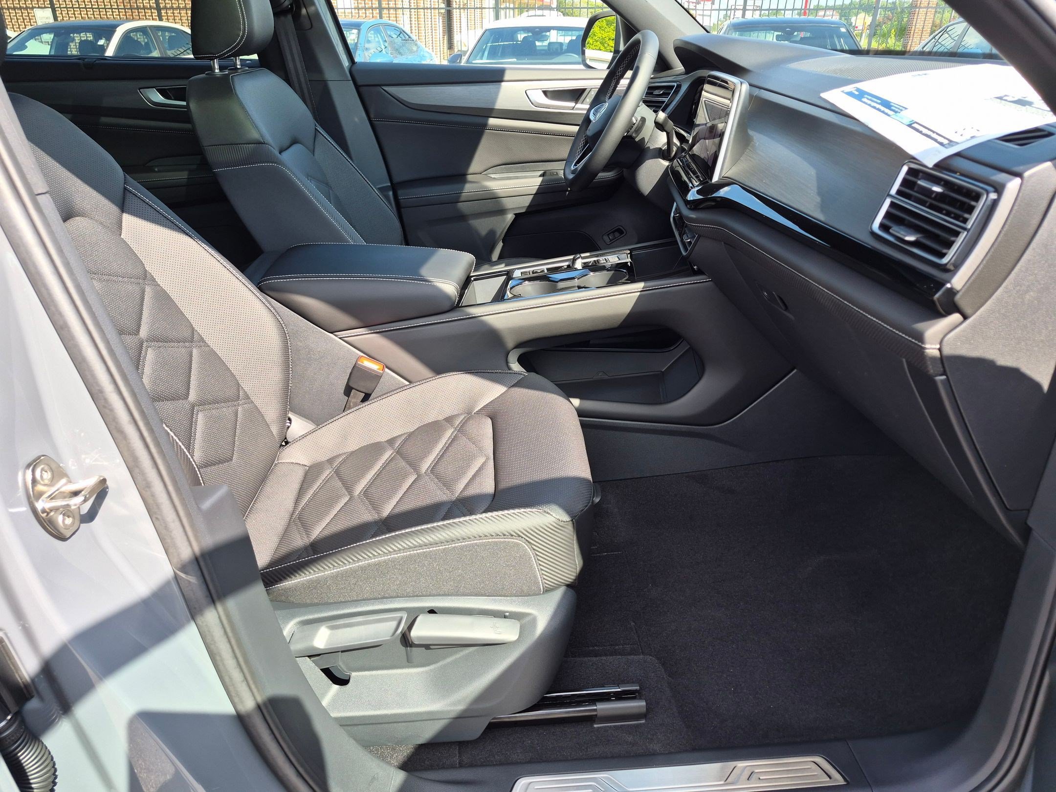 New 2026 Volkswagen Atlas Cross Sport SE FWD image 35