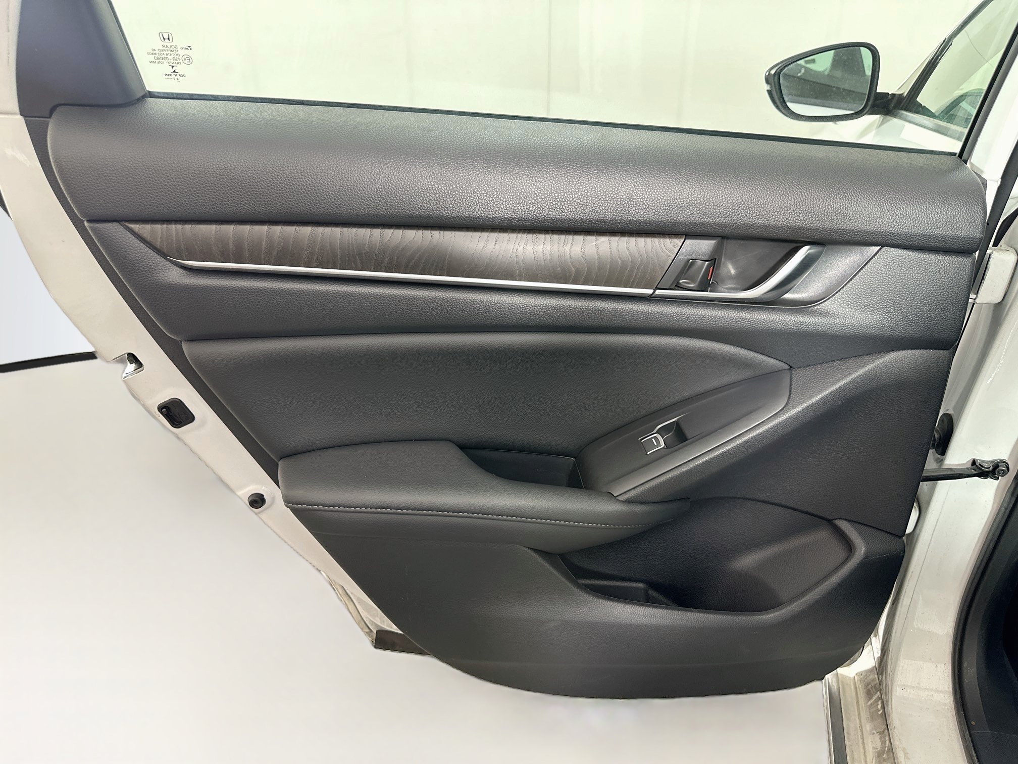 Used 2021 Honda Accord EX-L image 26