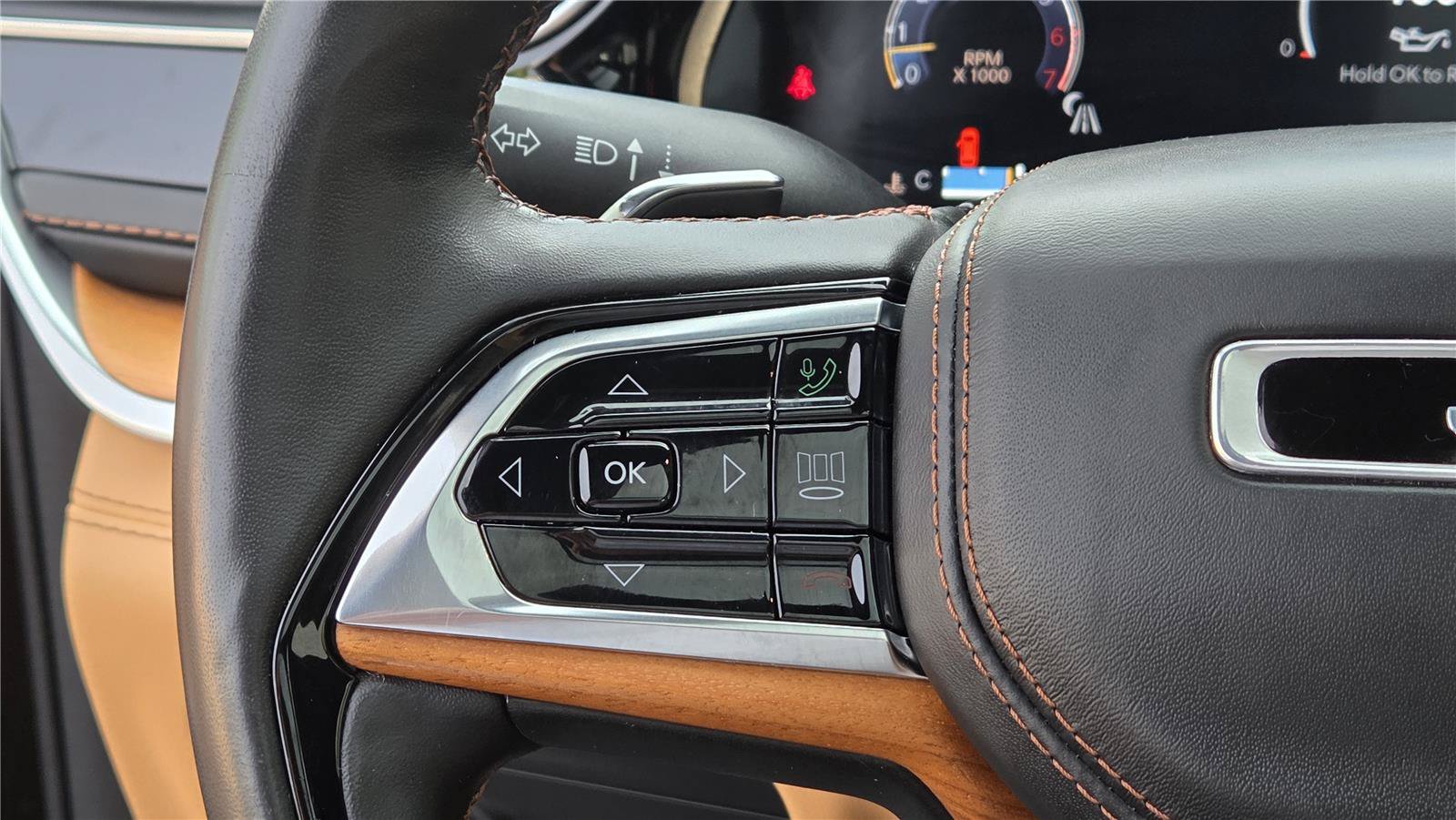 Used 2022 Jeep Grand Cherokee L Summit AWD/4WD image 19
