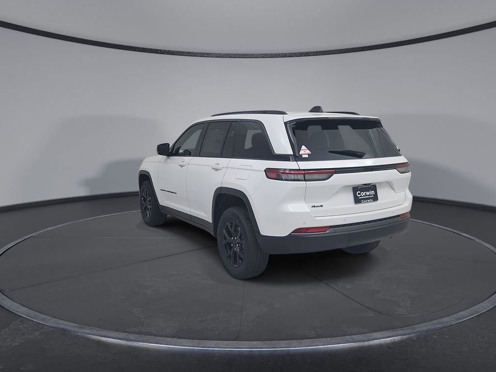 New 2026 Jeep Grand Cherokee Laredo image 10