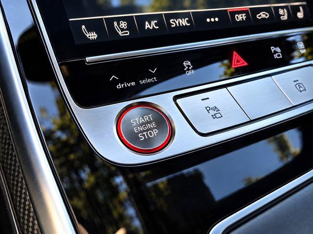 Used 2023 Audi RS Q8 AWD/4WD image 18