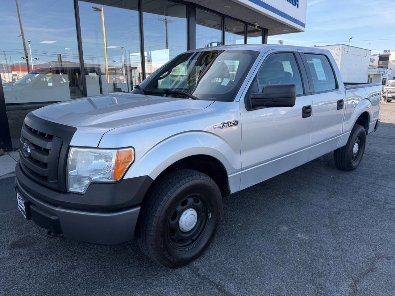 Used 2011 Ford F150 XL w/ Trailer Tow Pkg AWD/4WD image 1