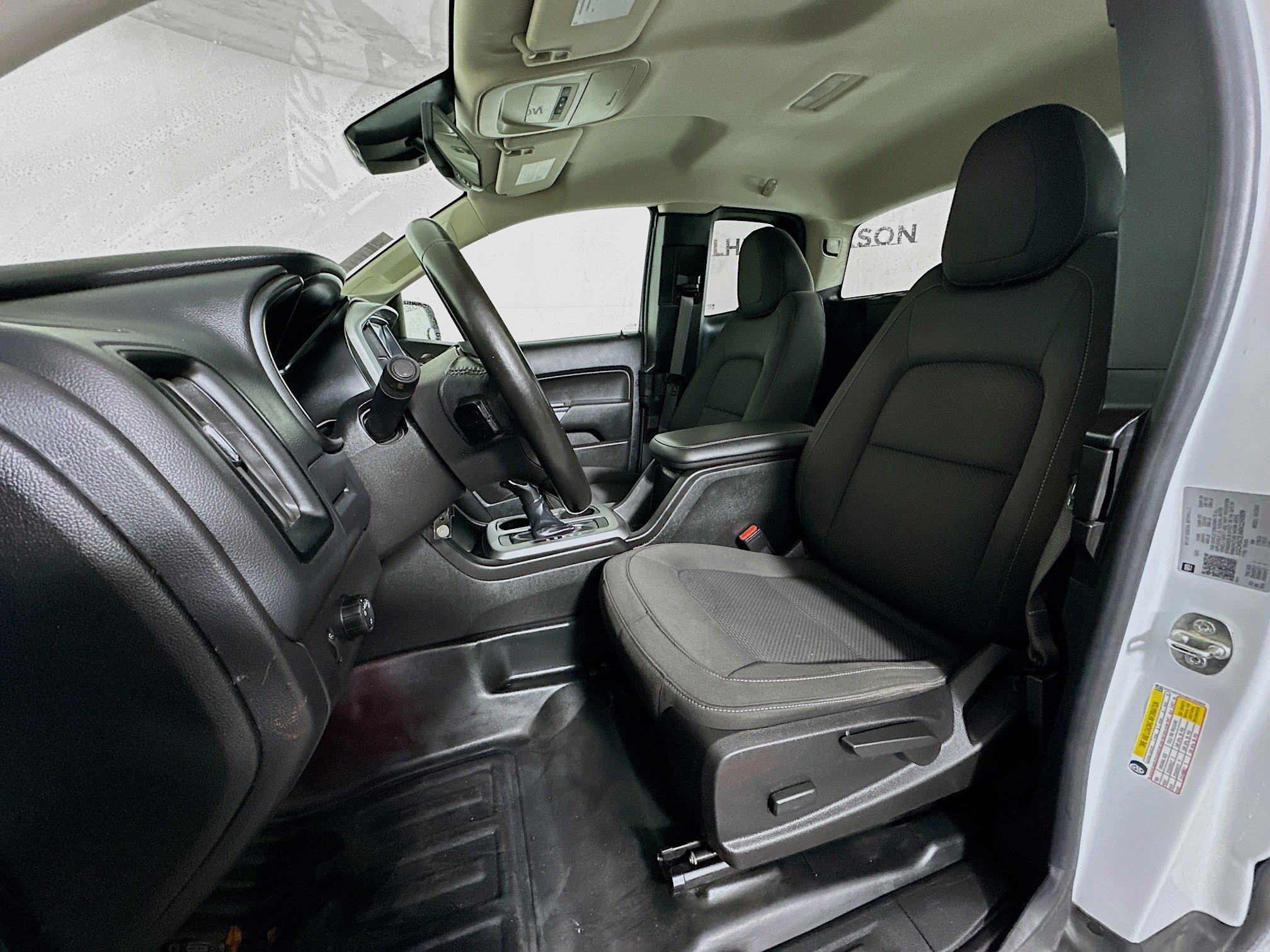 Used 2022 Chevrolet Colorado LT w/ Fleet Safety Package image 12