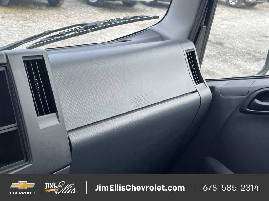 New 2024 Chevrolet Low Cab Forward image 18