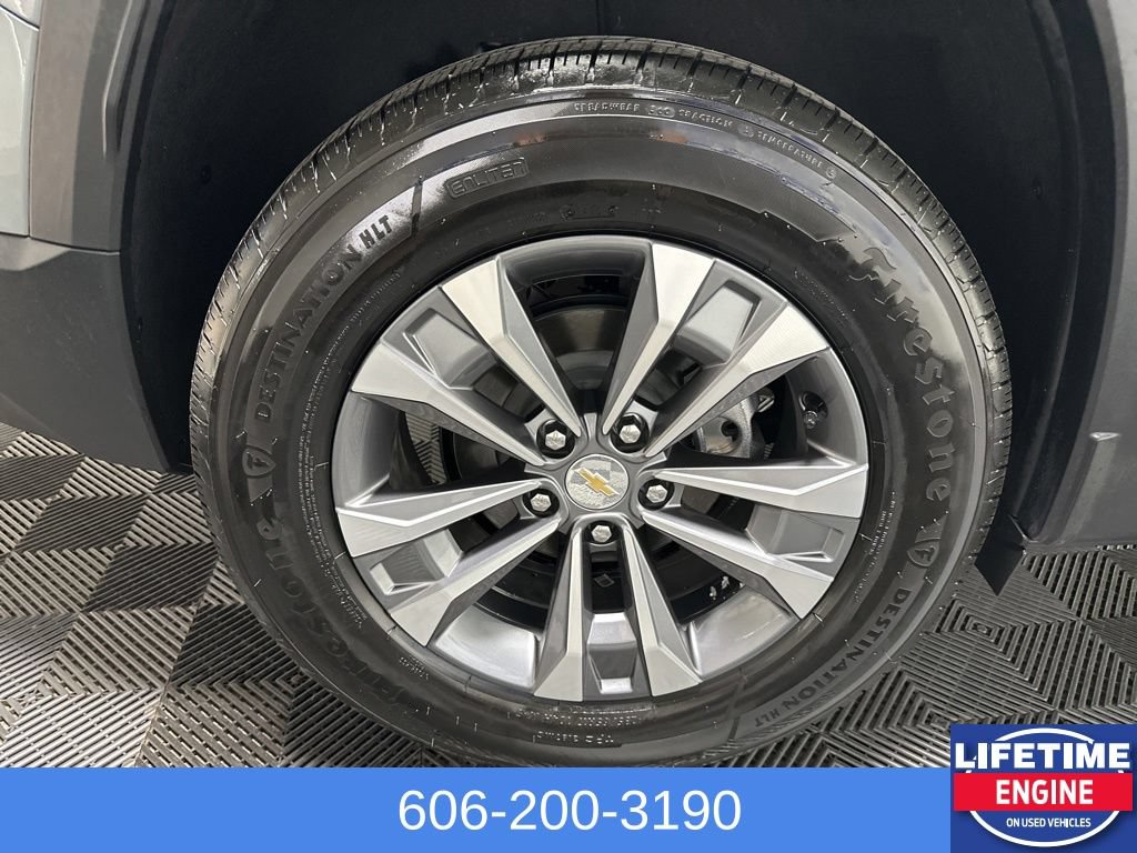 Used 2026 Chevrolet Equinox LT FWD image 11