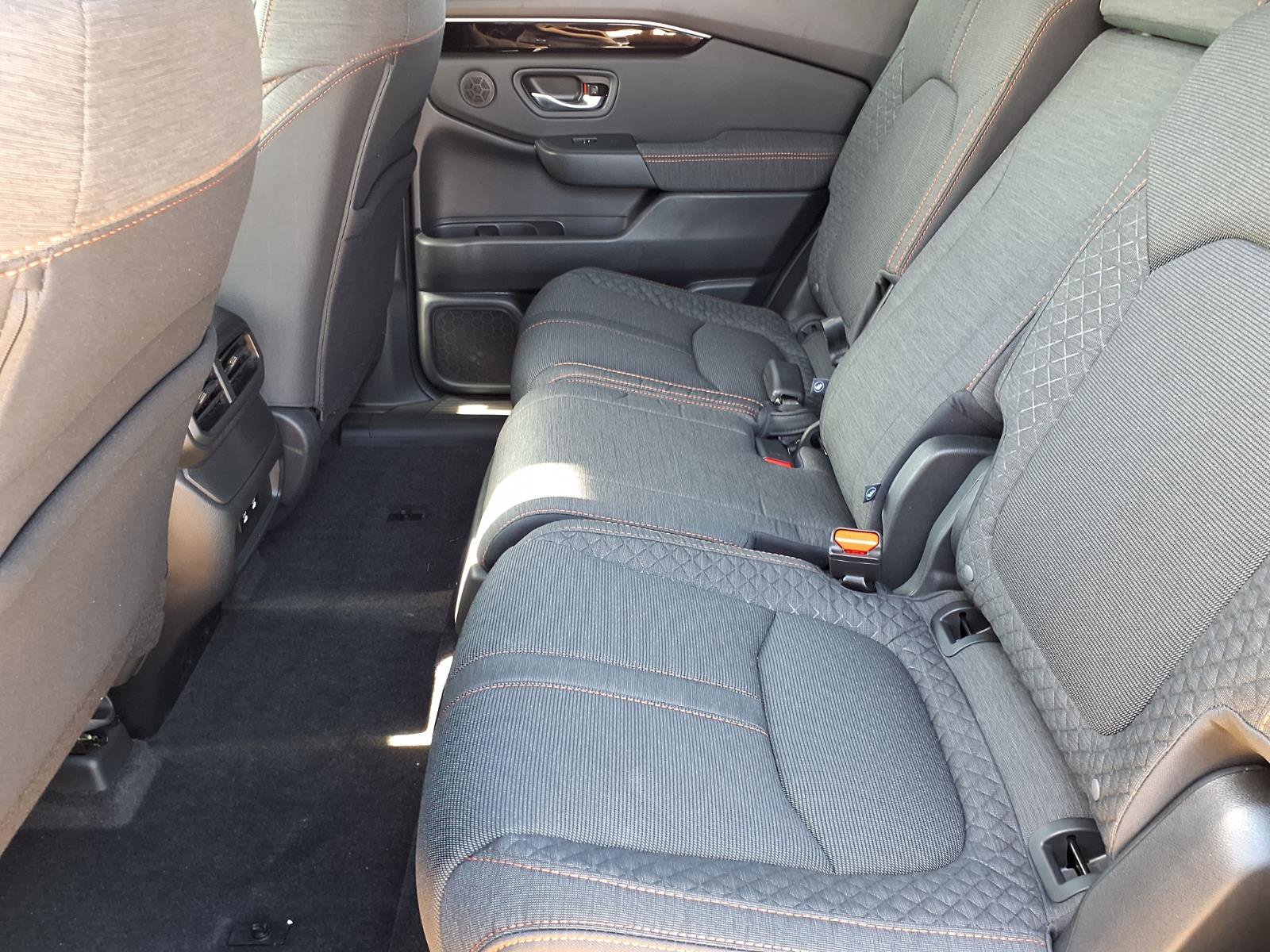 New 2026 Honda Pilot Sport image 10