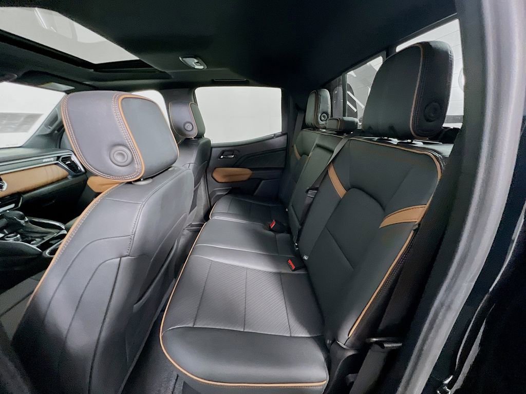 Certified 2025 GMC Canyon AT4 w/ Nightfall Edition image 22