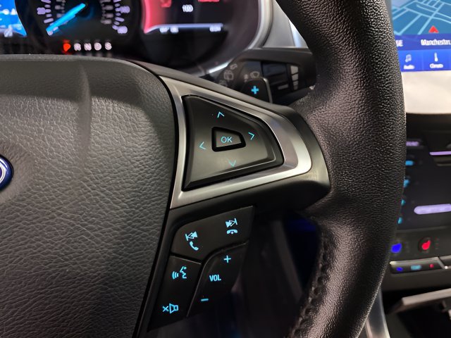 Used 2019 Ford Edge Titanium w/ Equipment Group 301A AWD/4WD image 15
