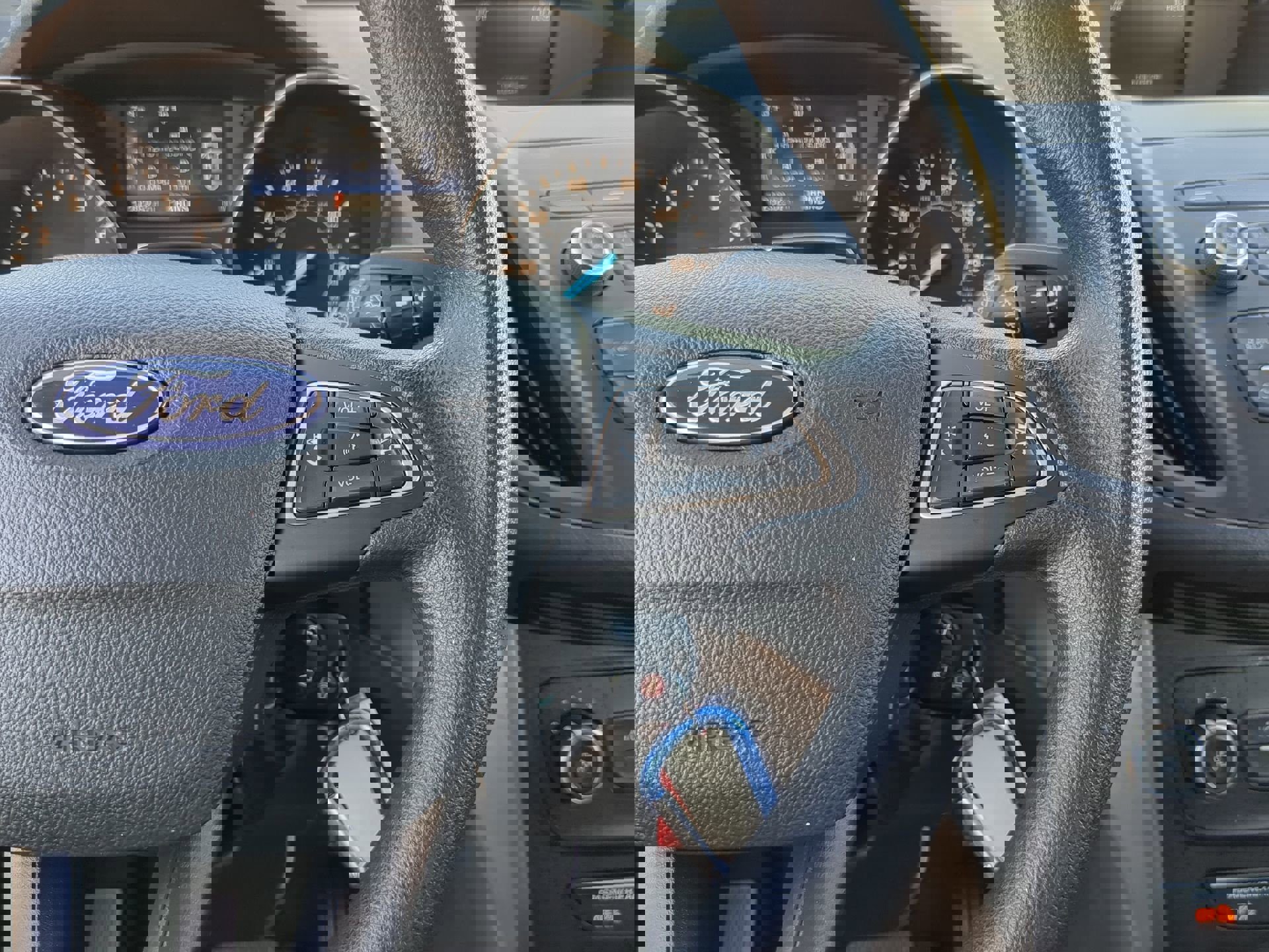 Used 2019 Ford Escape S image 27