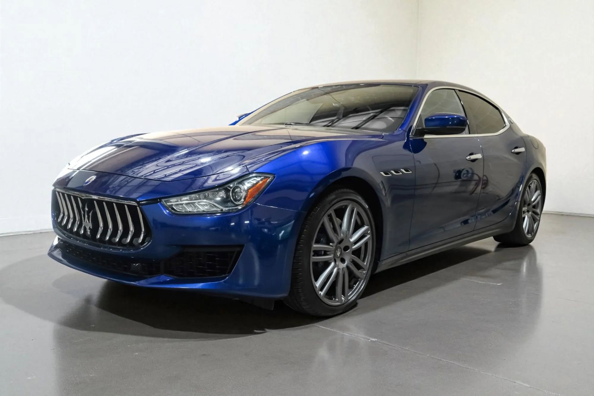 Used 2018 Maserati Ghibli S Q4 image 1