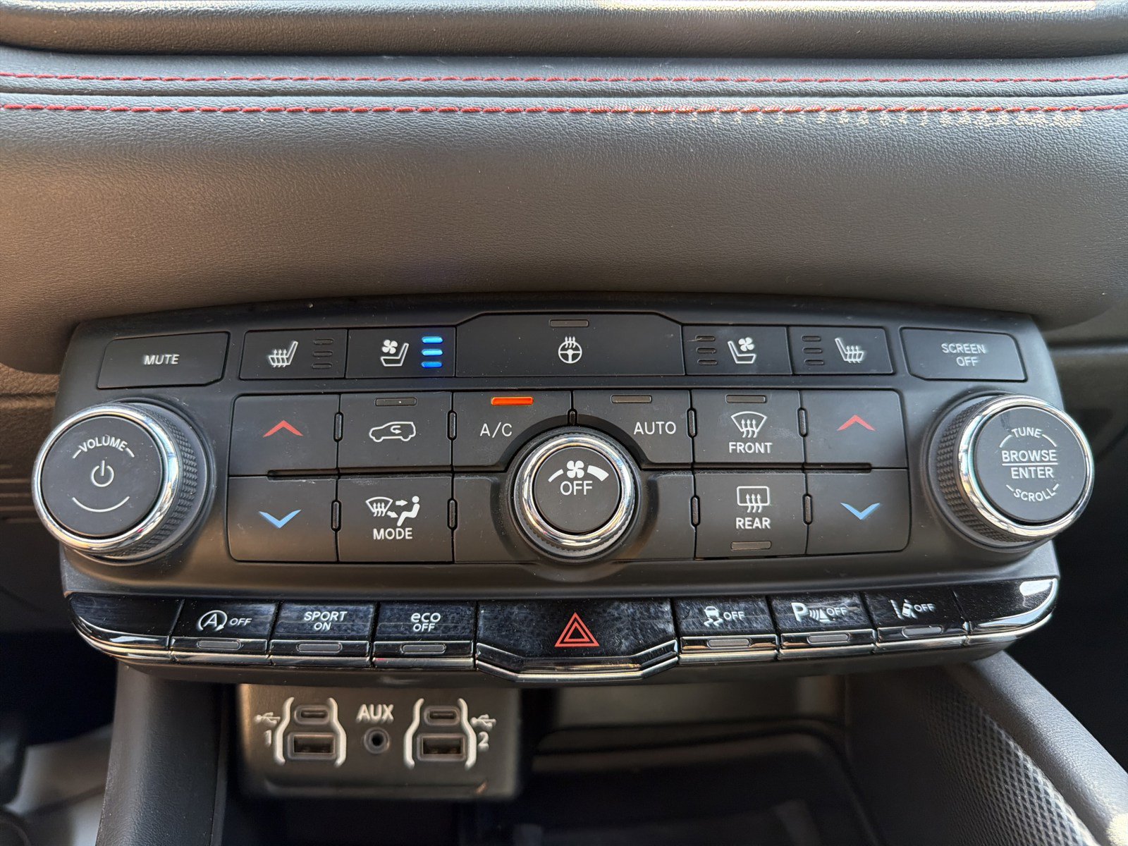 Used 2023 Dodge Durango GT AWD/4WD image 23