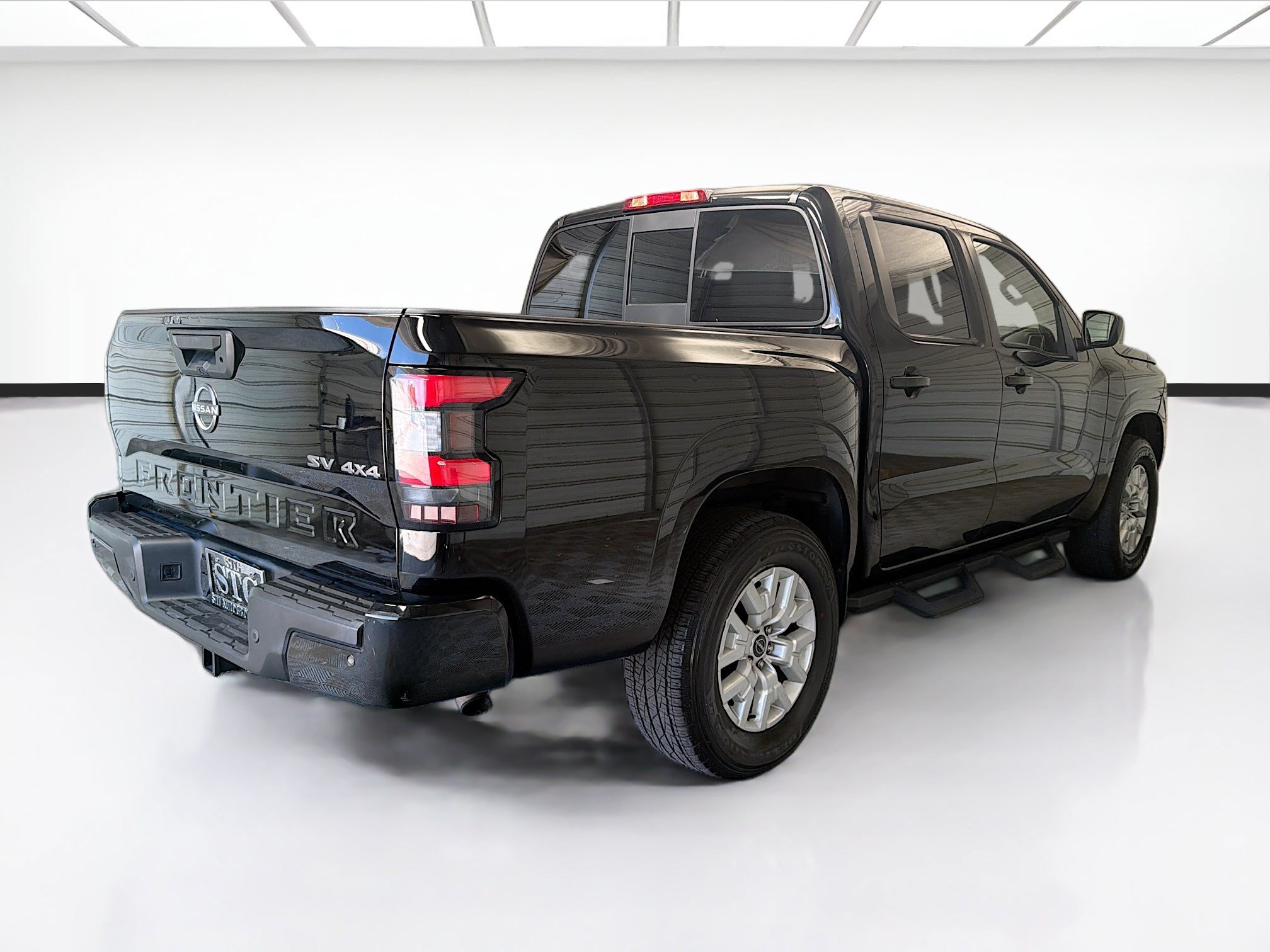 Used 2022 Nissan Frontier SV AWD/4WD image 4