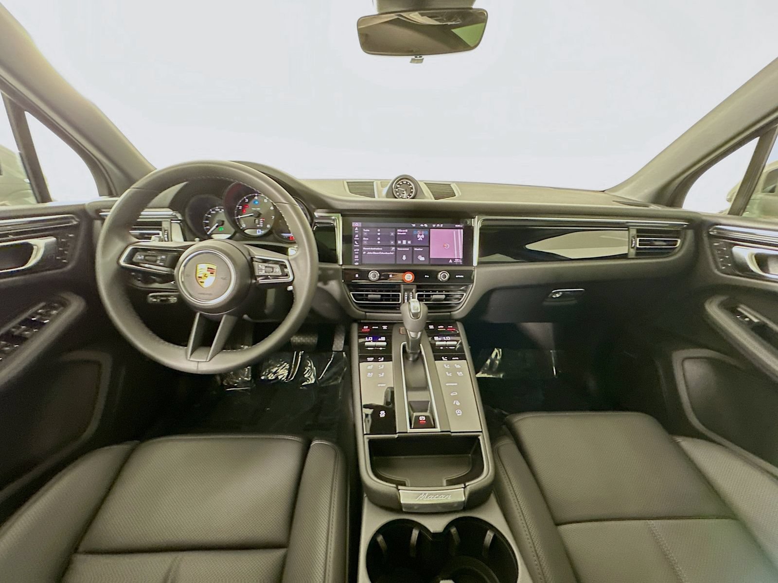 New 2026 Porsche Macan AWD/4WD image 14