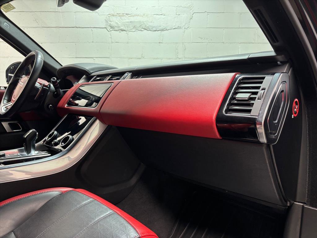 Used 2019 Land Rover Range Rover Sport HSE Dynamic image 32