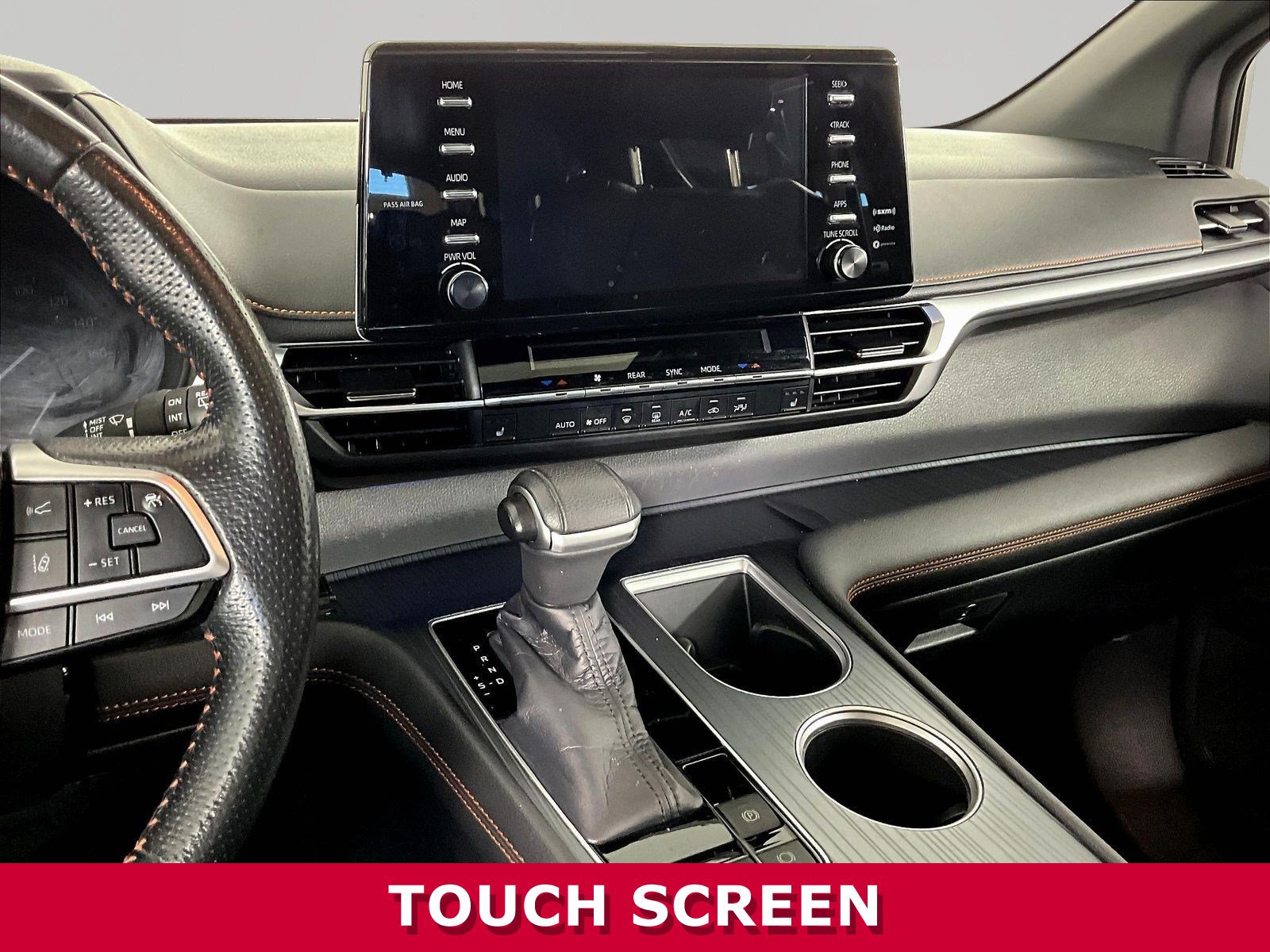 Used 2021 Toyota Sienna XSE FWD image 9
