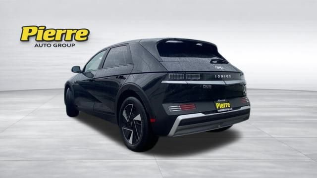 Used 2025 Hyundai Ioniq 5 SE image 2