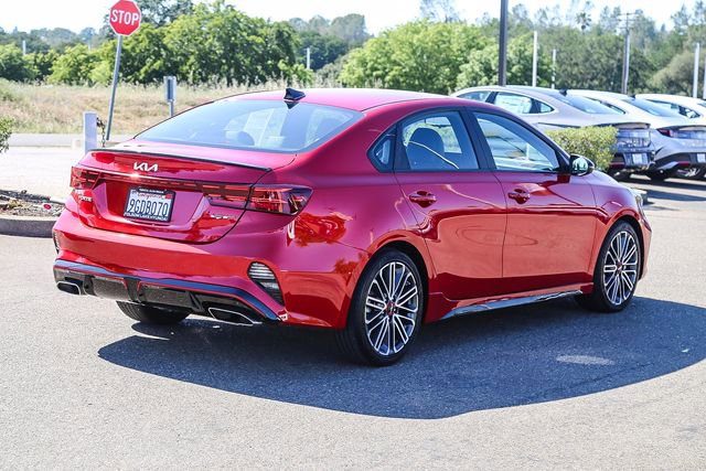 Used 2023 Kia Forte GT w/ GT2 Package FWD image 5
