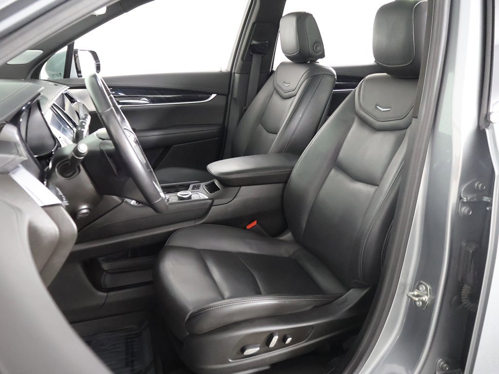 Used 2023 Cadillac XT6 Premium Luxury w/ Technology Package image 33