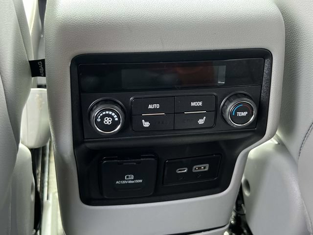 Certified 2023 GMC Acadia SLT w/ Preferred Package AWD/4WD image 13