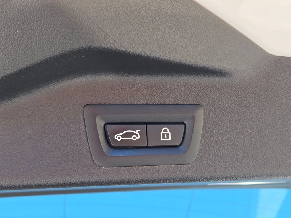 Used 2023 BMW X5 M50i w/ Executive Package AWD/4WD image 22