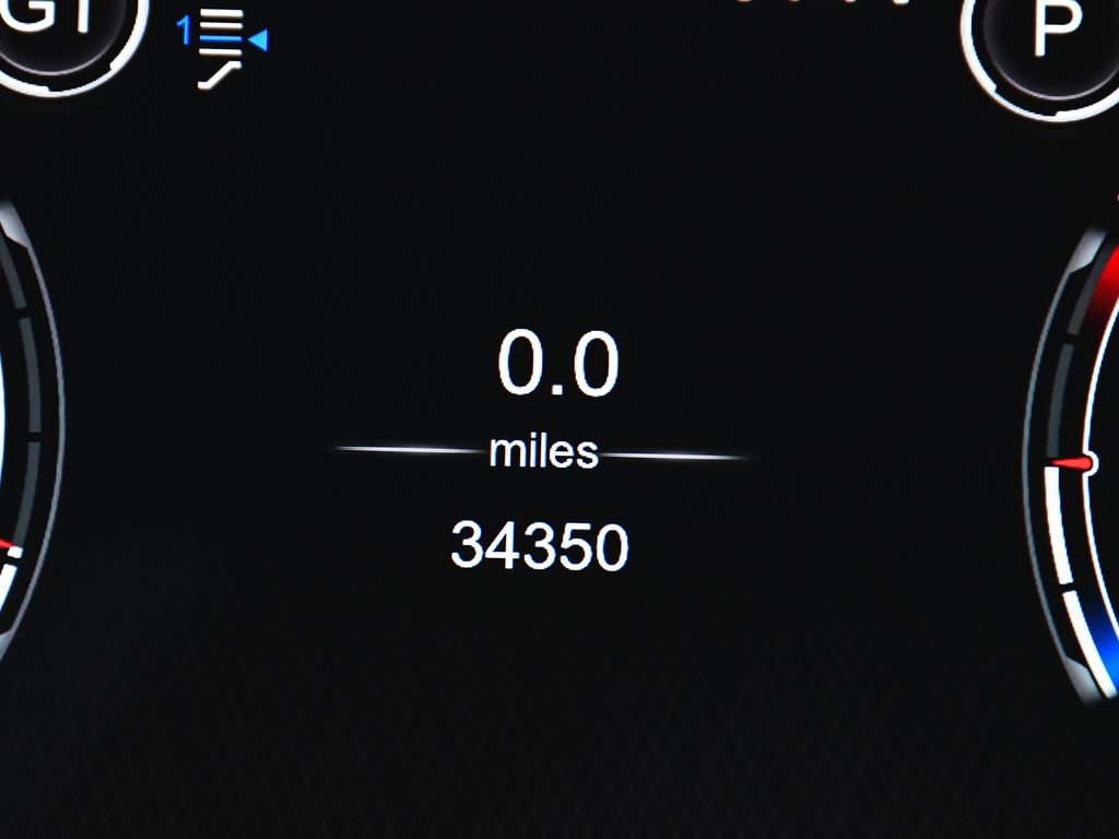 Used 2021 Aston Martin DBX image 20