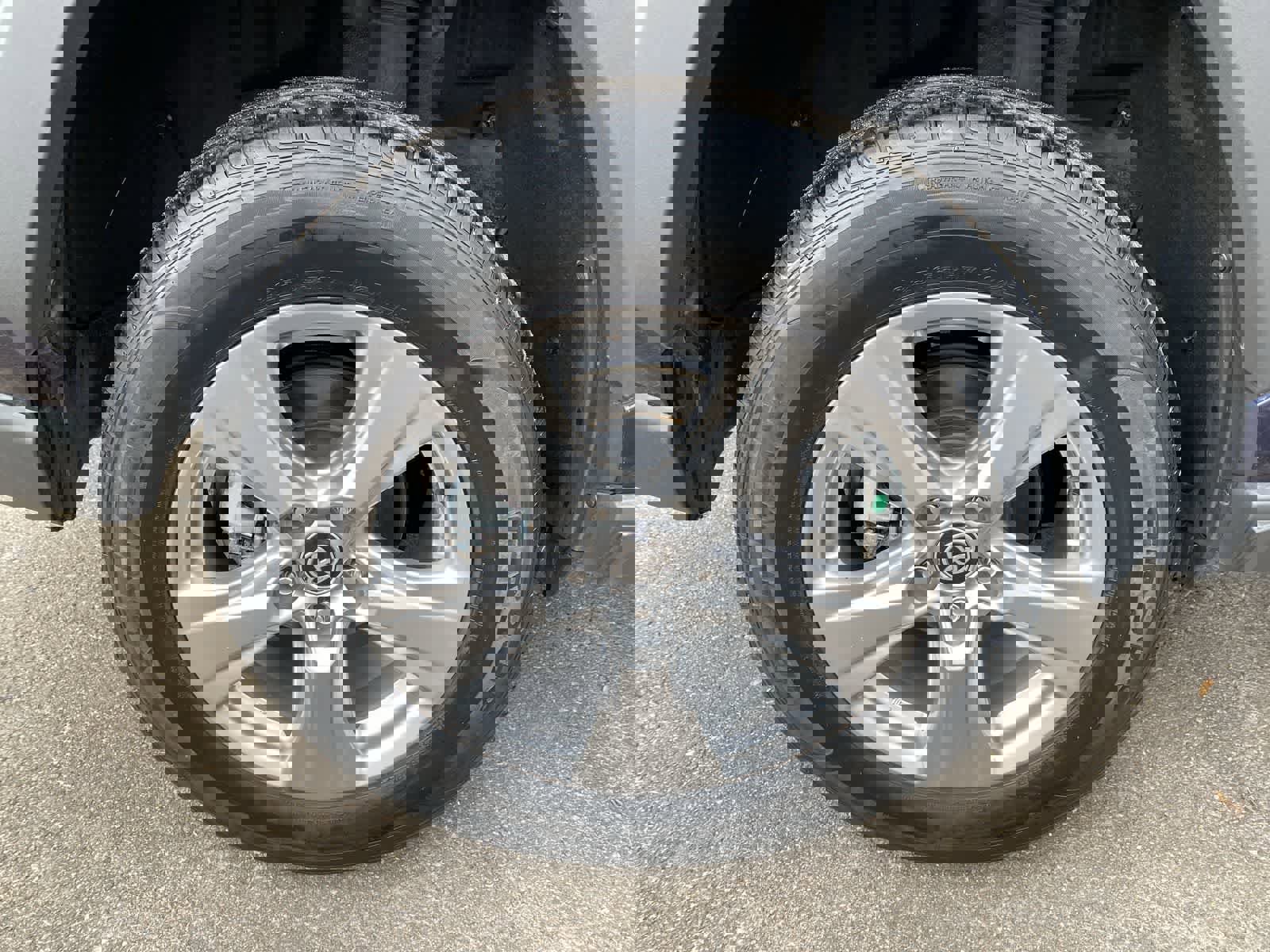 Used 2024 Toyota RAV4 XLE image 16