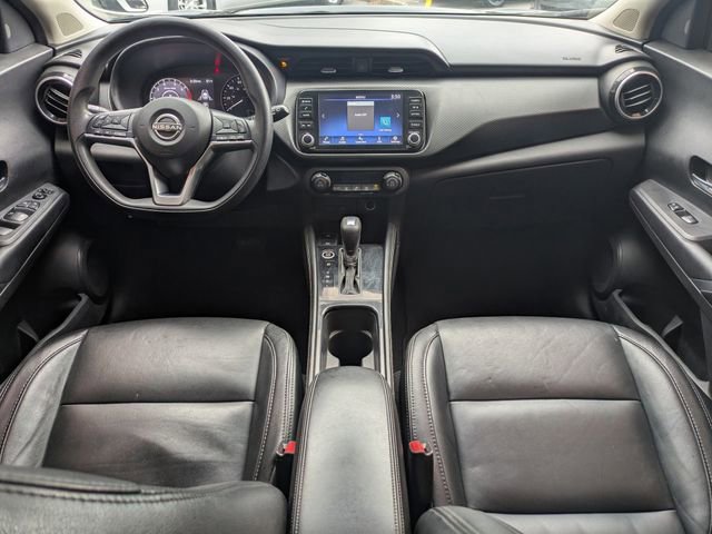 Used 2022 Nissan Kicks SV image 17